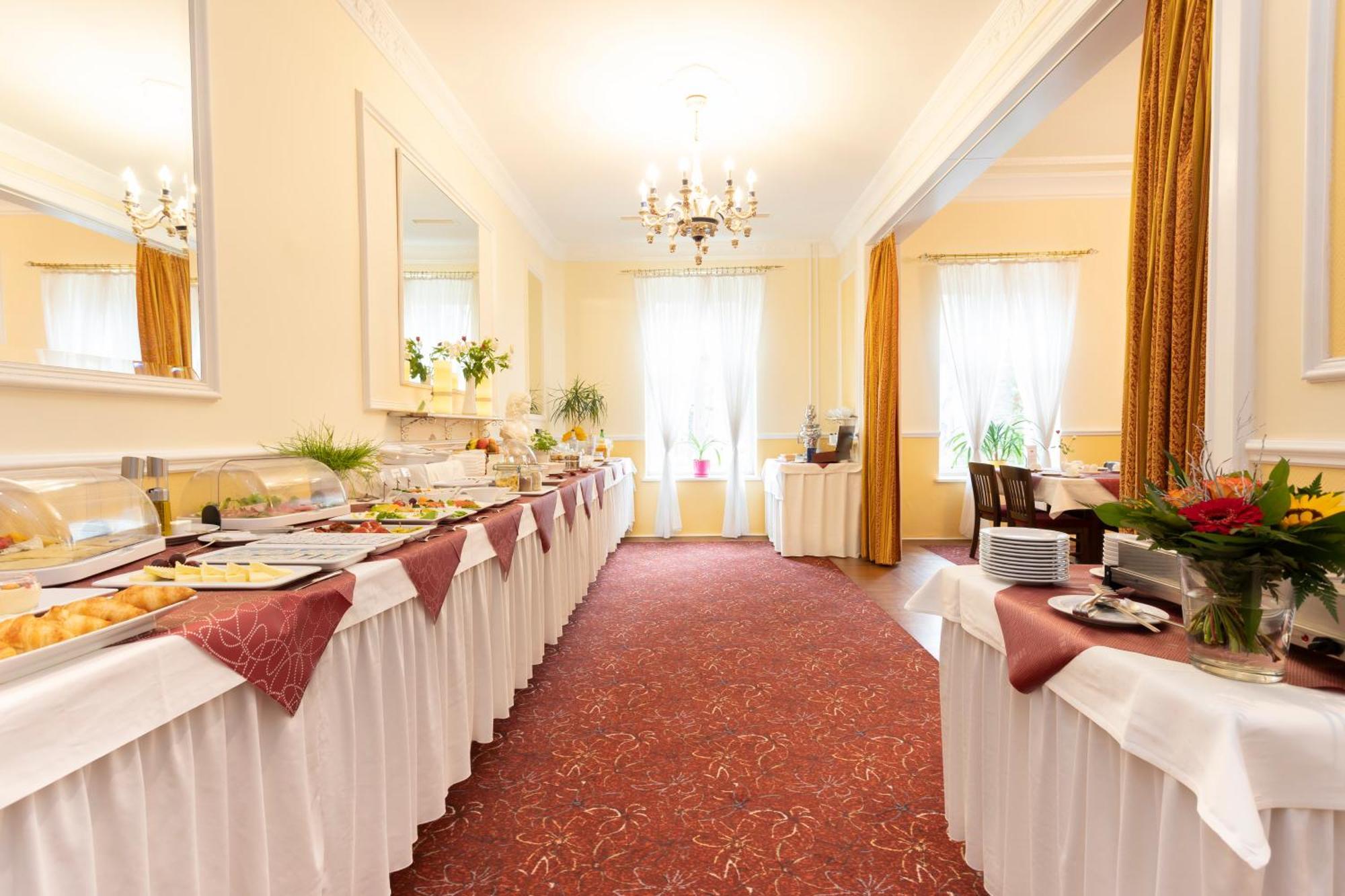 Palais Am Kleistpark Hotel Frankfurt  Bagian luar foto