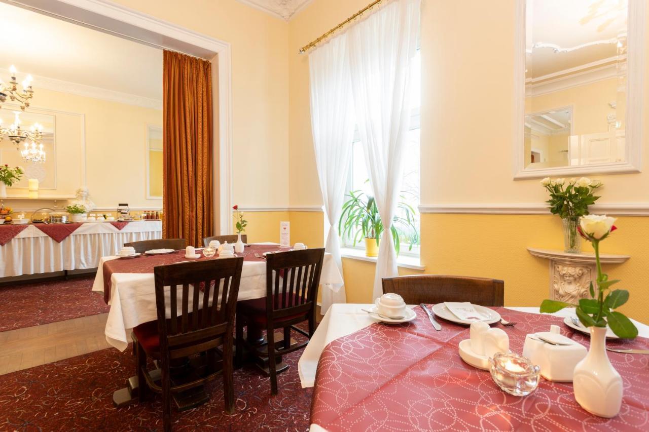 Palais Am Kleistpark Hotel Frankfurt  Bagian luar foto