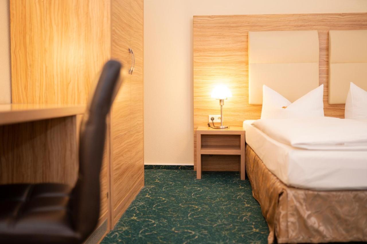 Palais Am Kleistpark Hotel Frankfurt  Bagian luar foto