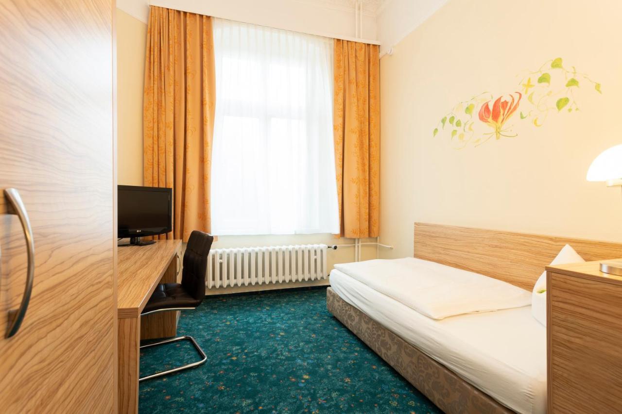 Palais Am Kleistpark Hotel Frankfurt  Bagian luar foto