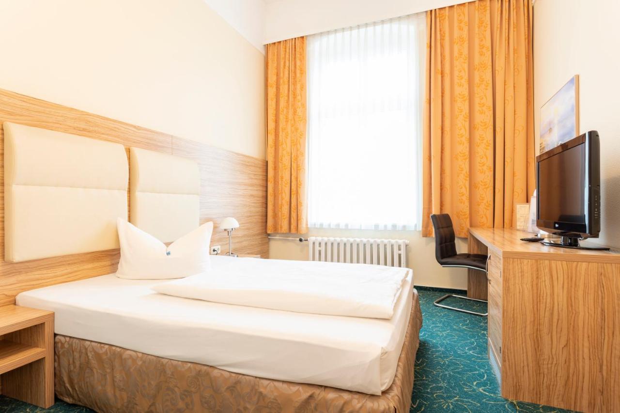 Palais Am Kleistpark Hotel Frankfurt  Bagian luar foto