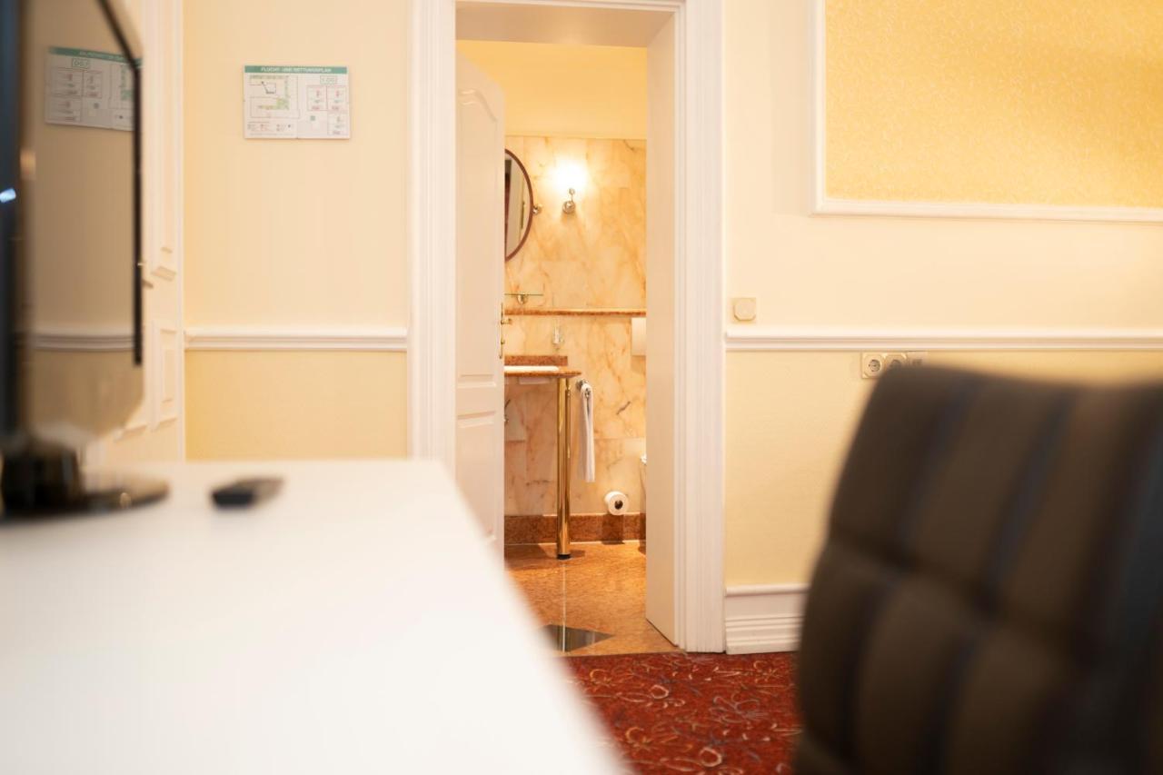Palais Am Kleistpark Hotel Frankfurt  Bagian luar foto