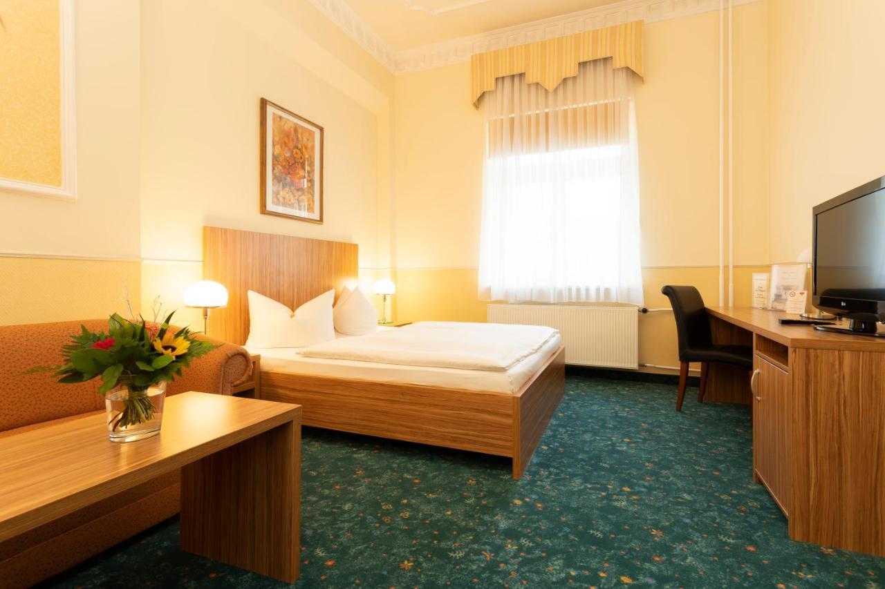 Palais Am Kleistpark Hotel Frankfurt  Bagian luar foto