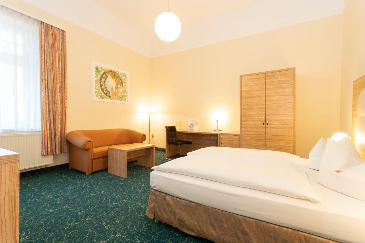 Palais Am Kleistpark Hotel Frankfurt  Bagian luar foto