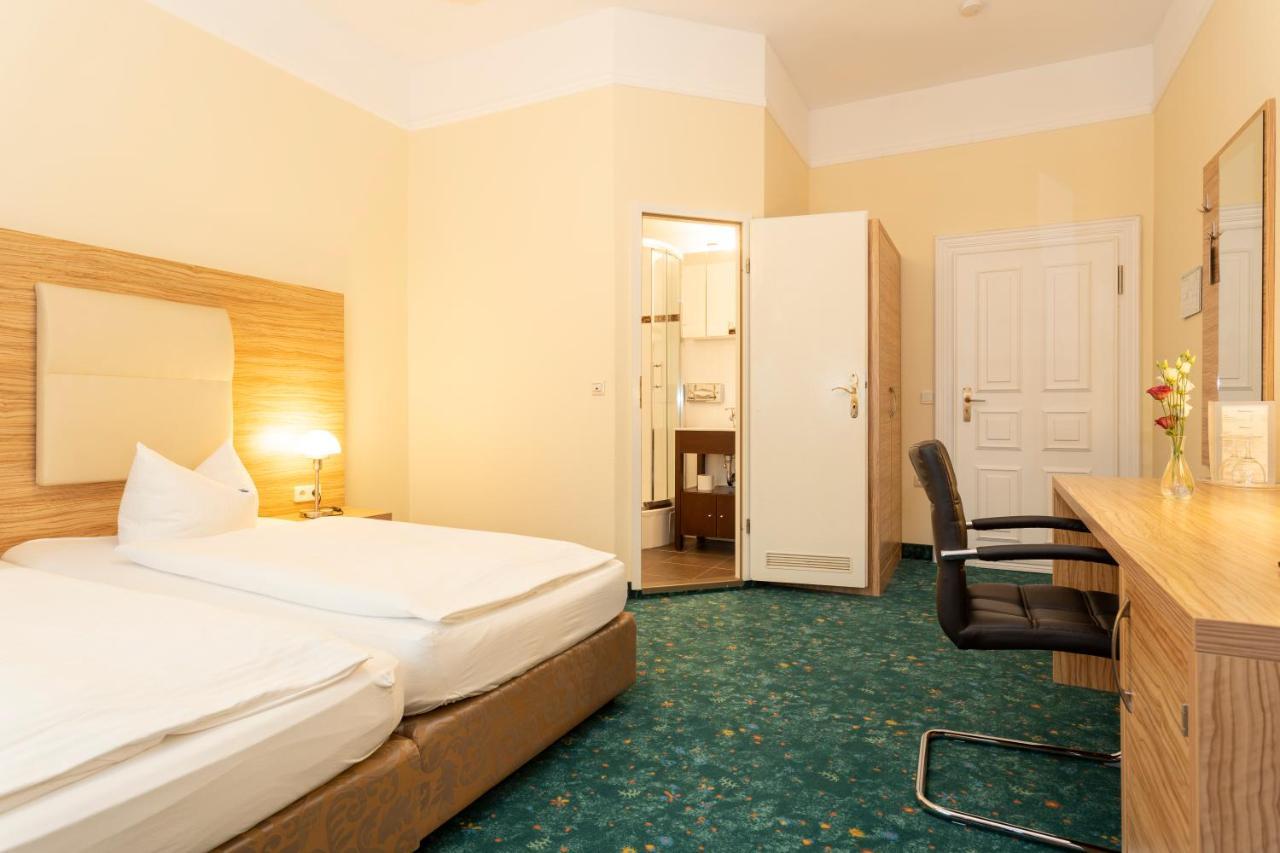 Palais Am Kleistpark Hotel Frankfurt  Bagian luar foto
